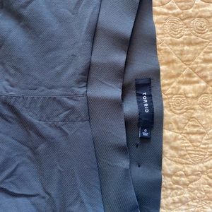 Torrid 0 green stretchy skinny pants, activewear or office